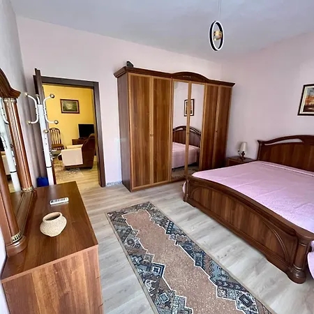 Casa Rita - Center Apartament Tirana