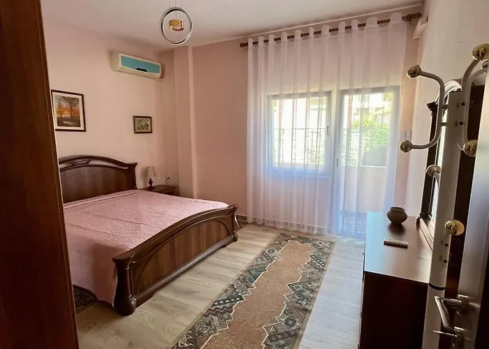 Casa Rita - Center 地拉那